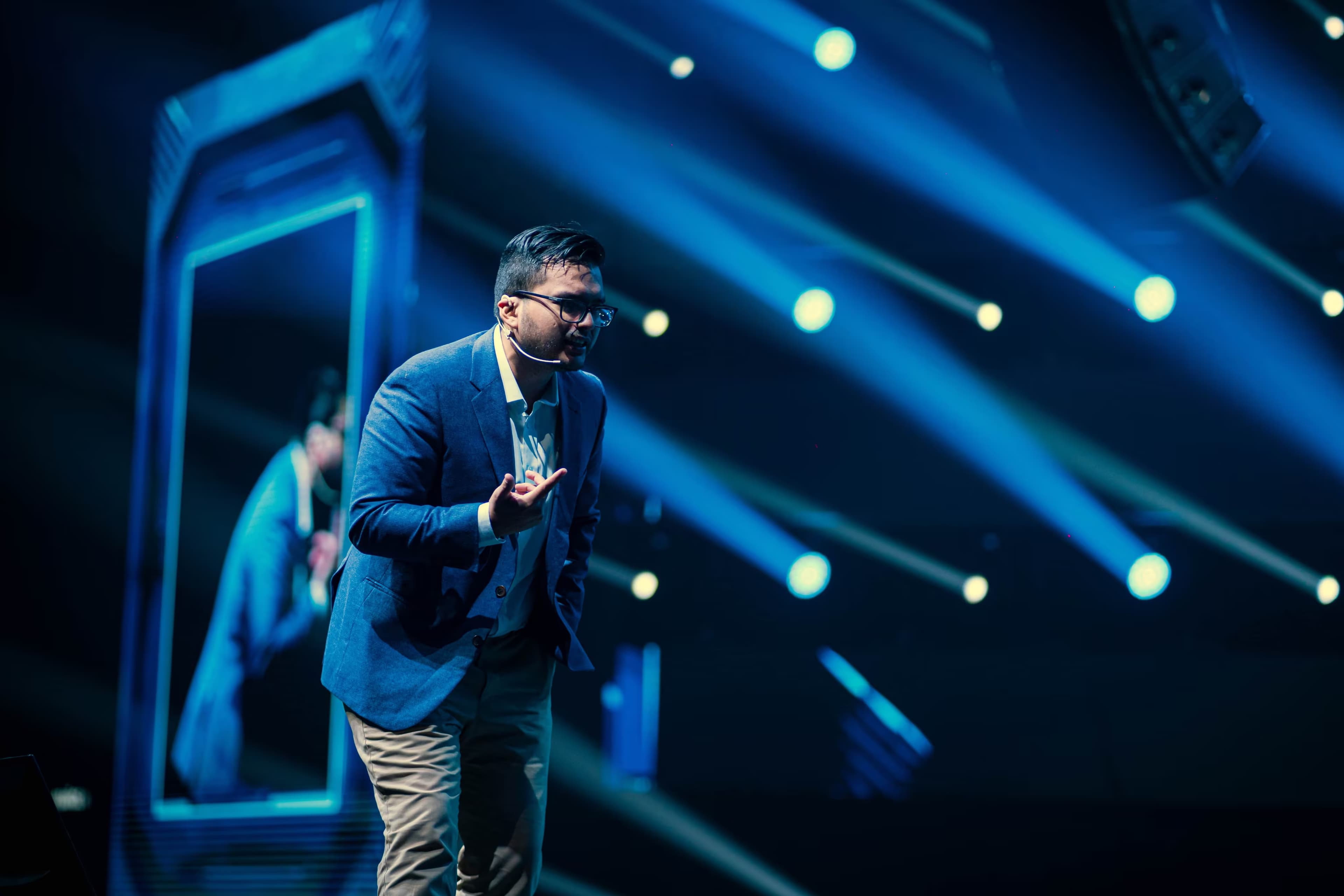 MINED World: Liderando la revolución educativa con innovación, tecnología y metas audaces para el 2024