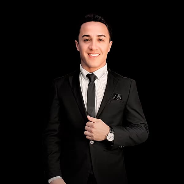 LEONARDO VILLEGAS - 36